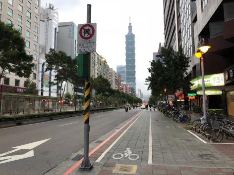 自行車道以標線分隔